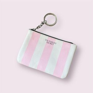 ▪️VICTORIA’S SECRET: Women’s pink striped logo change purse keychain preowned▪️